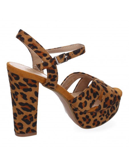 Y5628-Leopardo